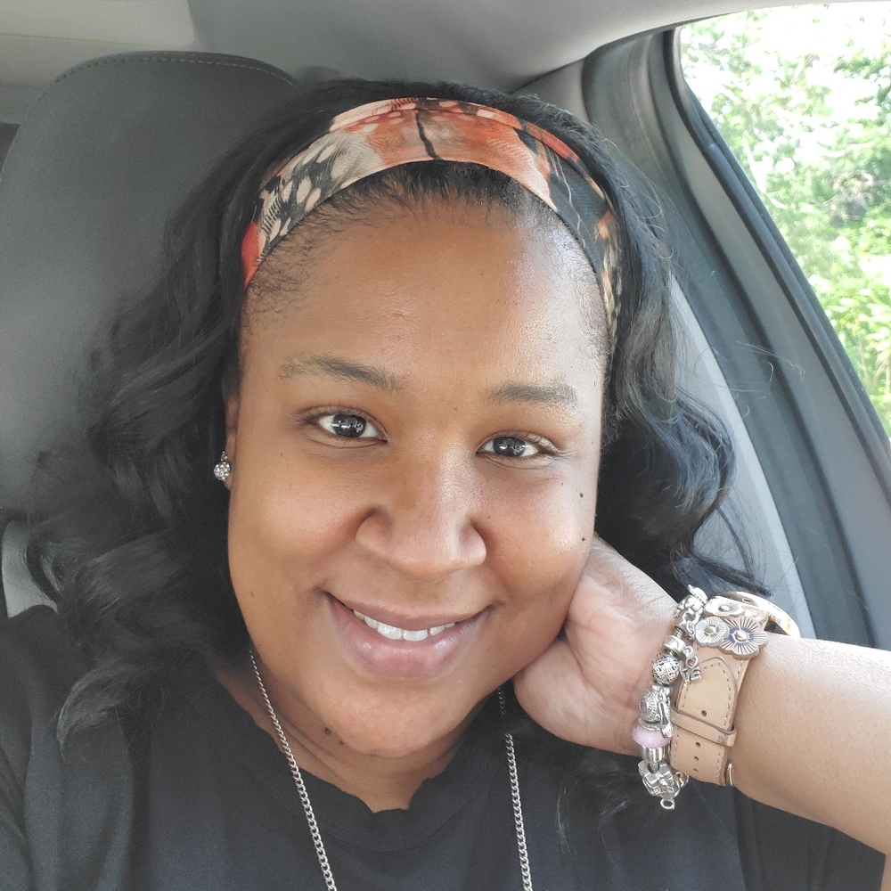 Meet your Posher, Sharron